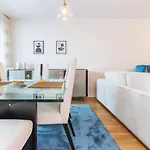 Benfica Prime Terrace By Homing Daire Lisboa